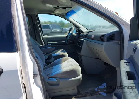 2005 Ford Freestar S из США, поврежденный, VIN 2FMZA50675BA87533